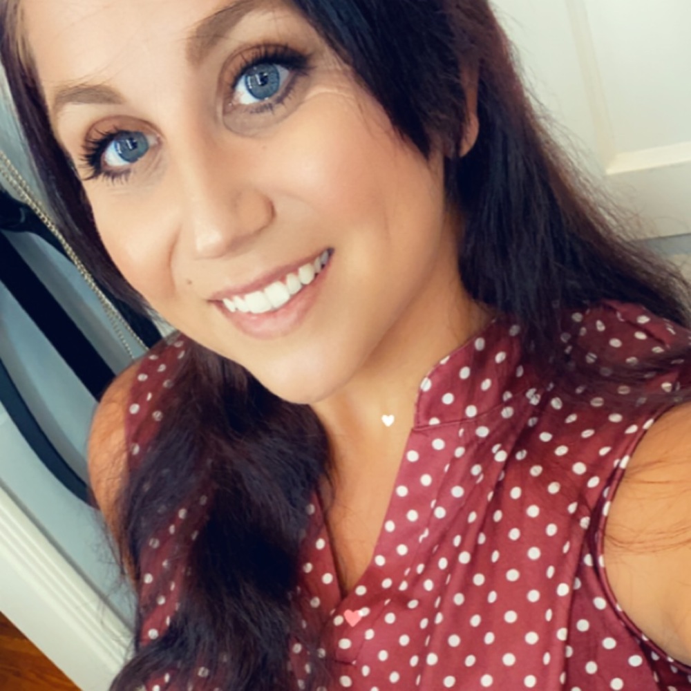 Meet your Posher, Lauren